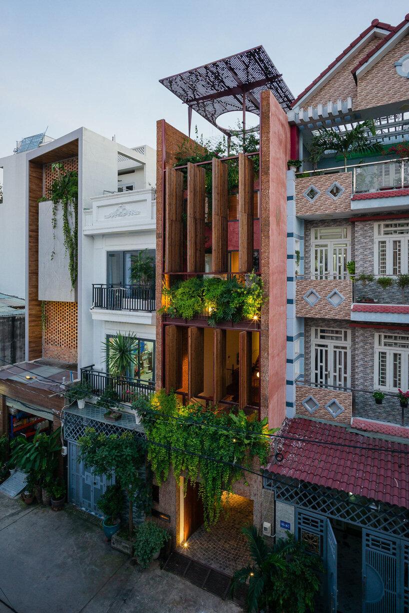 Mặt dựng – lớp da của kiến trúc: Đẹp – Bền – Tiết kiệm 3 Wooden Facade Detail